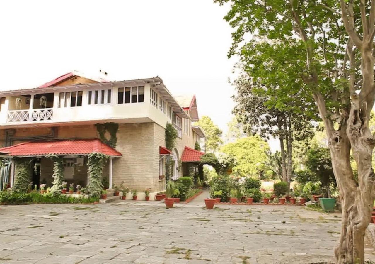 Chevron Rosemount Hotel Ranikhet Eksteriør billede
