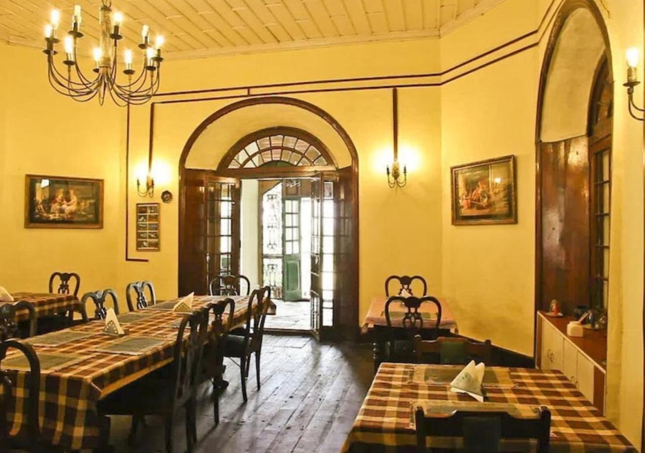 Chevron Rosemount Hotel Ranikhet Eksteriør billede