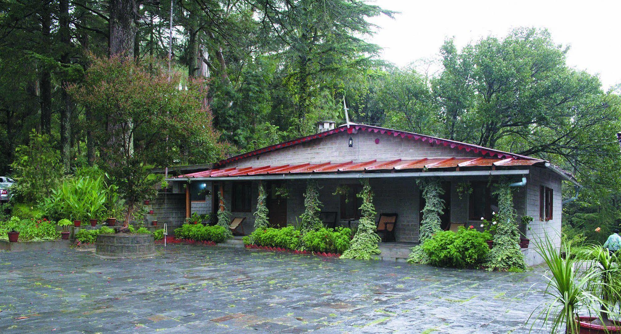 Chevron Rosemount Hotel Ranikhet Eksteriør billede